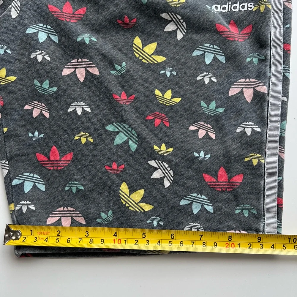 adidas Kids' Distressed Black Trefoil Multicolor 3-Stripe Logo Shorts SZ YL